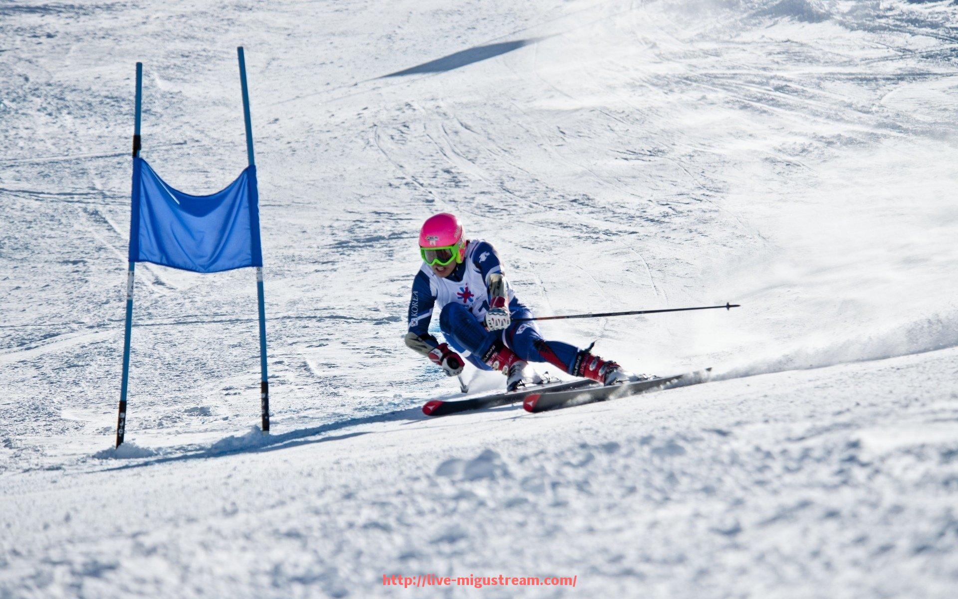 咪咕体育直播-拉链设计对球衣实用性的影响:世俱杯装备细节研究